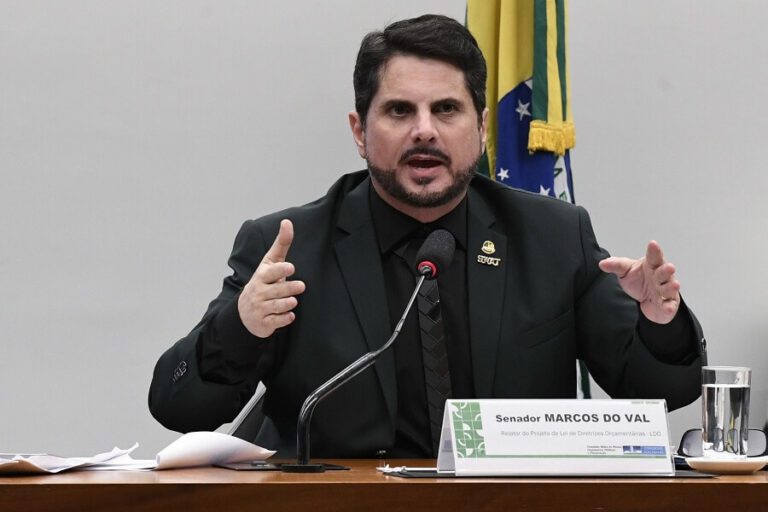 Bloqueio em orçamento secreto pode dificultar apoio no Congresso