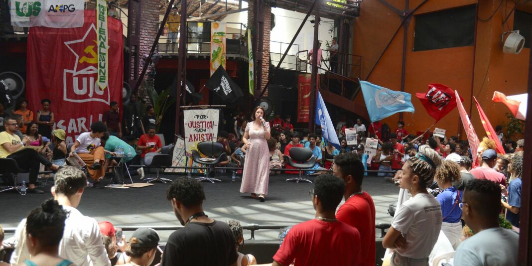 UNE quer construir agenda com reivindicações ao governo federal