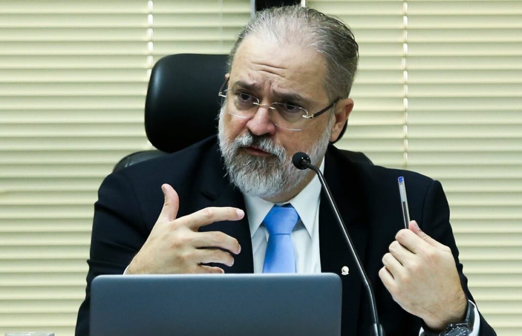 “Não penso mais em lista tríplice”, afirma Lula sobre próximo procurador-geral da República