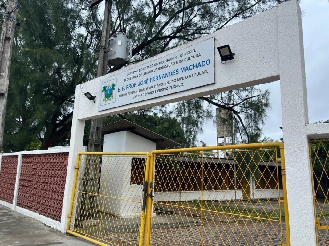 Escola é invadida durante briga entre torcedores rivais e segurança atira para cima em Natal | Rio Grande do Norte