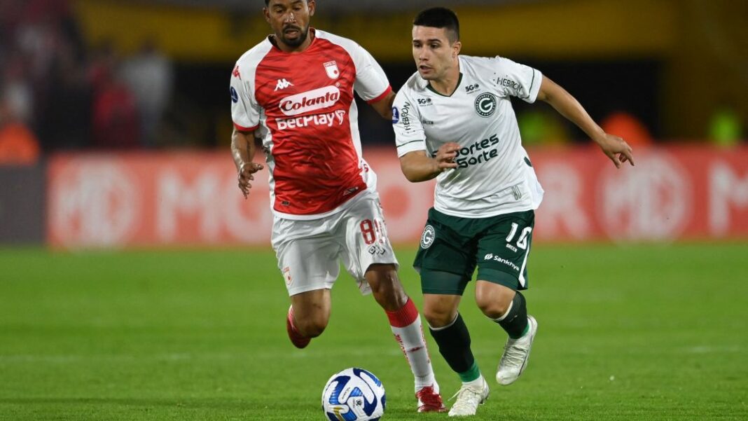 Goiás vence o Santa Fe e se classifica às oitavas da Sul-Americana