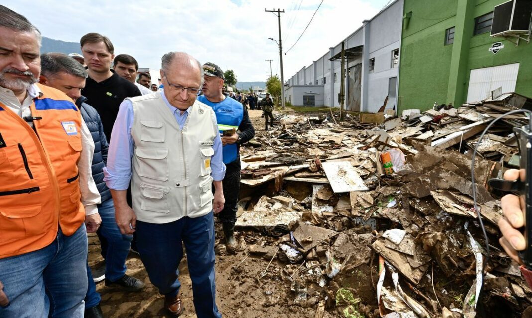 Alckmin anuncia R$ 741 milhões para cidades do RS afetadas por ciclone – Blog do Sidney Silva