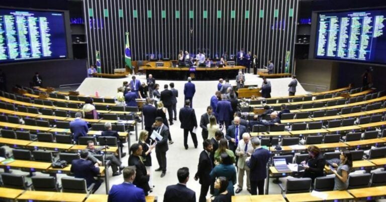 Saiba como deputados do RN votaram no PL que aumenta penas para furto, roubo e latrocínio