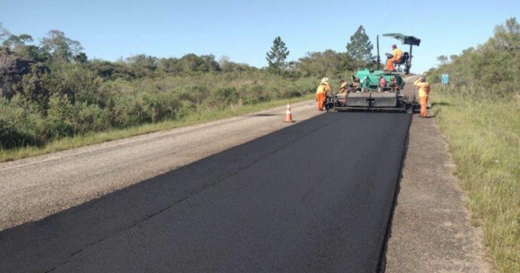 Fátima Bezerra, anuncia mais investimentos em melhoria de estradas no Seridó