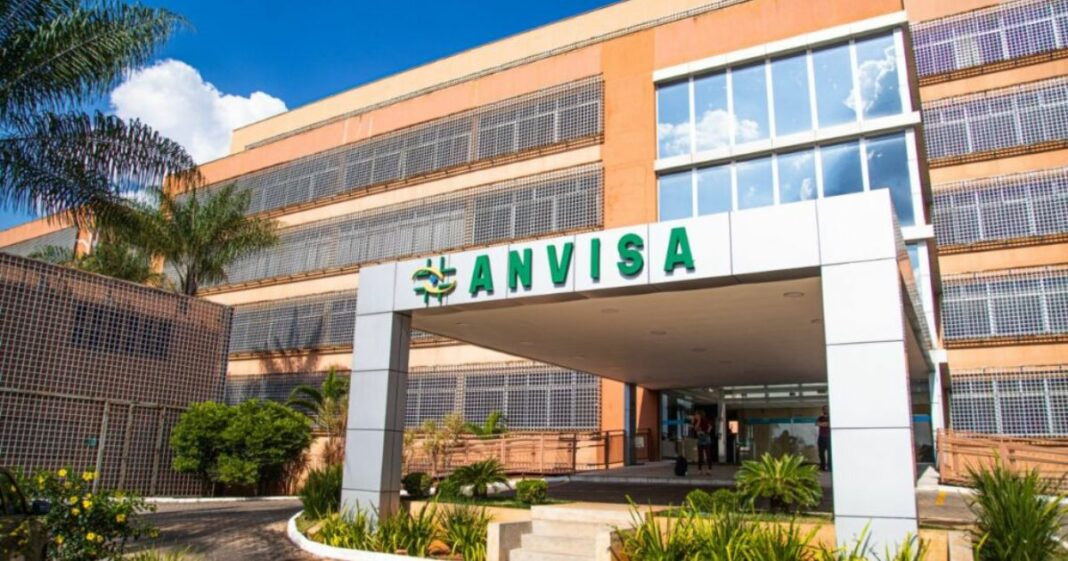 Anvisa volta a proibir venda de álcool líquido 70%