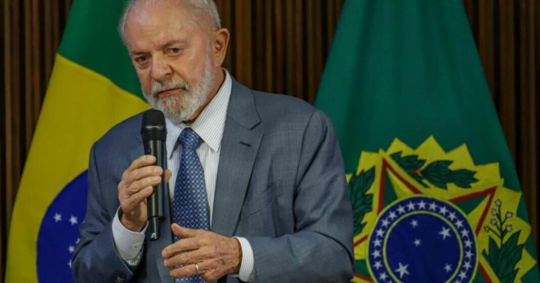 Lula alfineta líder do governo