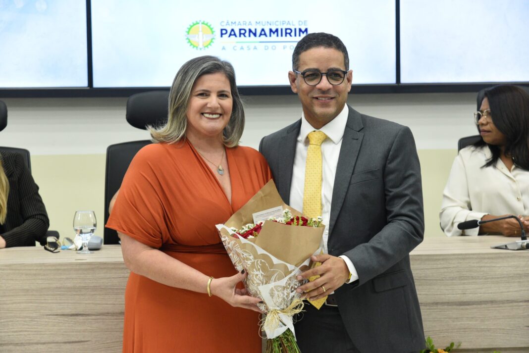 APOIADOR DO PAPEL DA MULHER NA POLÍTICA, WOLNEY FRANÇA COMEMORA A INAUGURAÇÃO DE GALERIA QUE HOMENAGEIA VEREADORAS ELEITAS NO MUNICÍPIO DE PARNAMIRIM