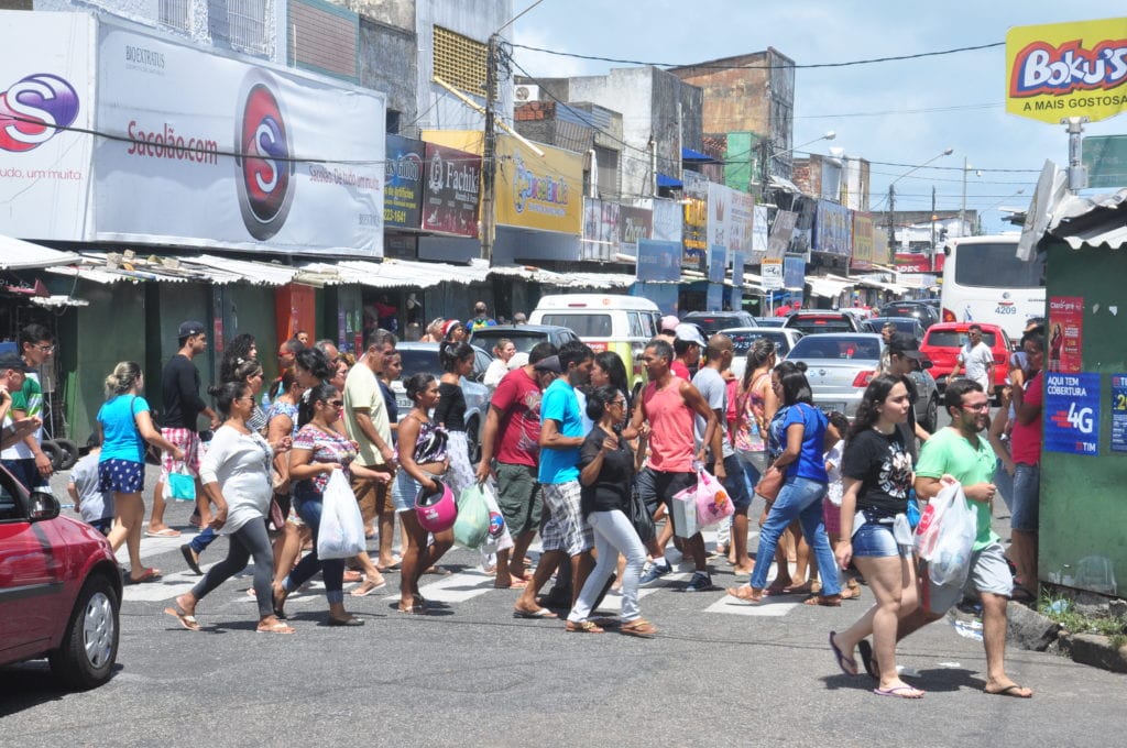 Com mais contato entre pessoas no fim de ano, casos de Covid-19 têm alta no RN