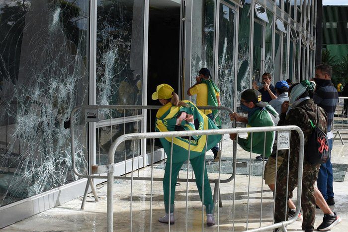 “Abraço à democracia” em Brasília terá baixa participação da bancada potiguar