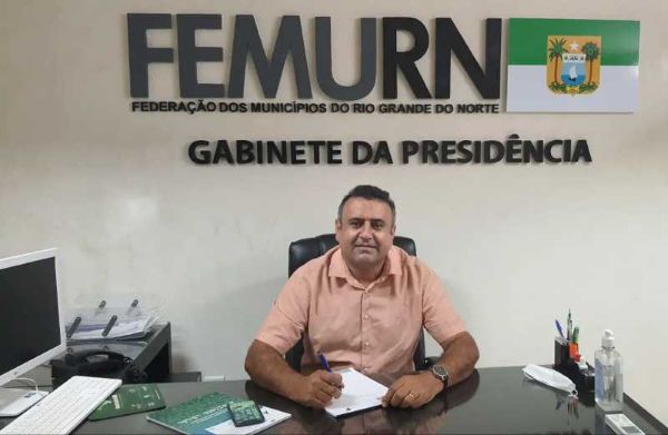 Mesmo sem mandato de prefeito e com o nome desgastado, Babá quer voltar à FEMURN