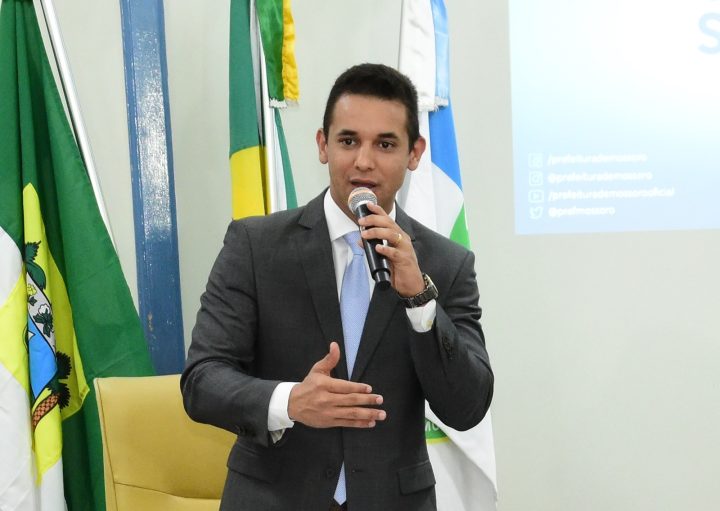 Prefeito de Mossoró anuncia mudança no secretariado de olho em 2026