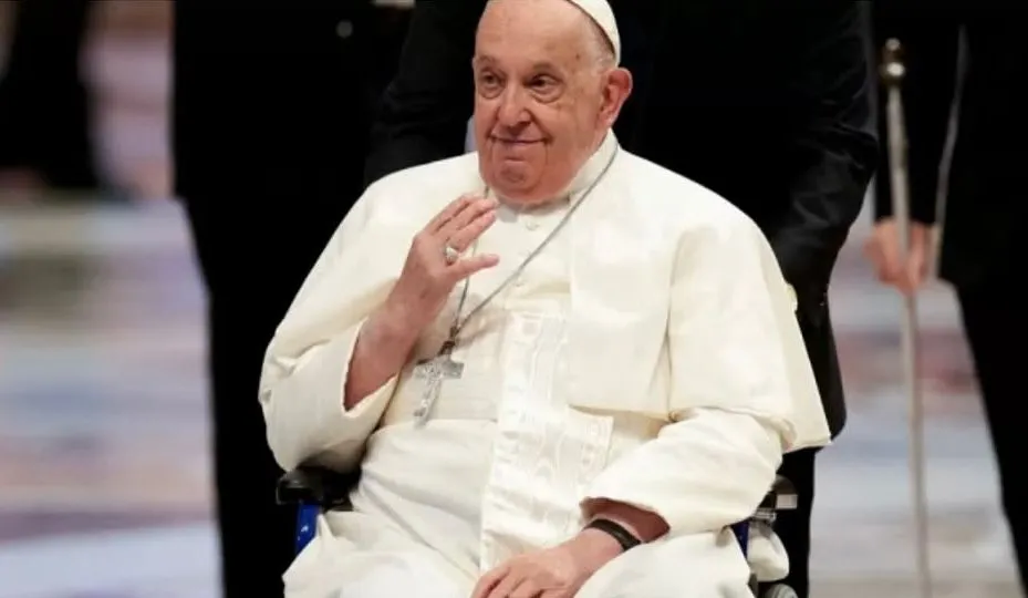 PAPA FRANCISCO REVELA TER SOFRIDO TENTATIVAS DE ASSASSINATO EM IDA AO IRAQUE